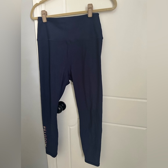 Peloton Navy Blue Cadent High-Rise Ankle Crop Leggings - Picture 5 of 10